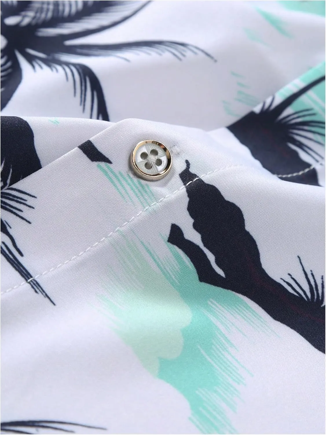 WDIRARA Men's Colorblock Button Down Short Sleeve Pocket Front Shirt Tops